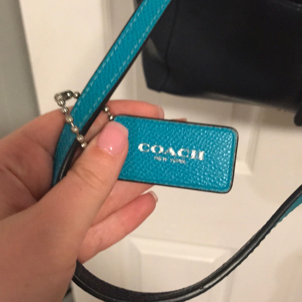 Coach tote - Picture 3 of 4